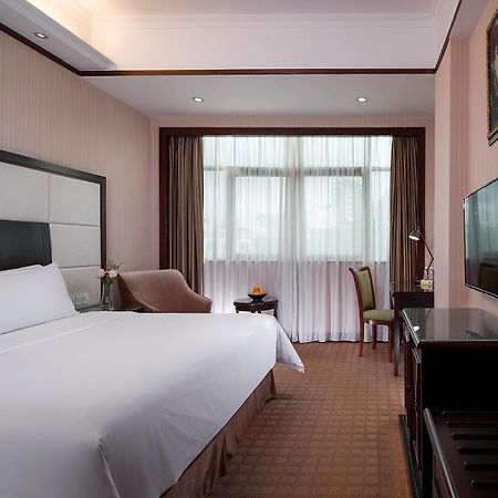 Vienna Hotel - Shenzhen Minzhi Branch エクステリア 写真